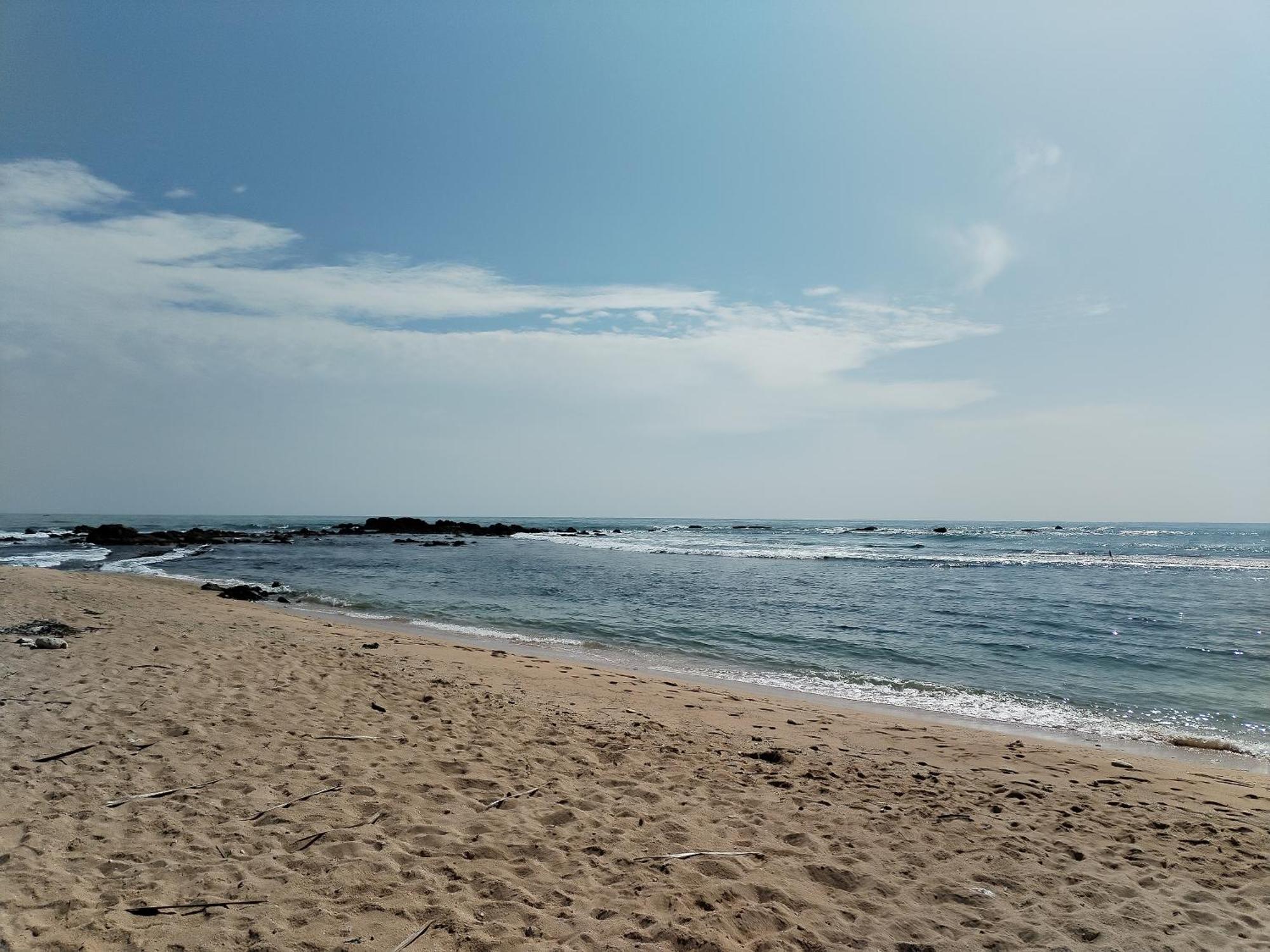 Leen Tangalle Bagian luar foto