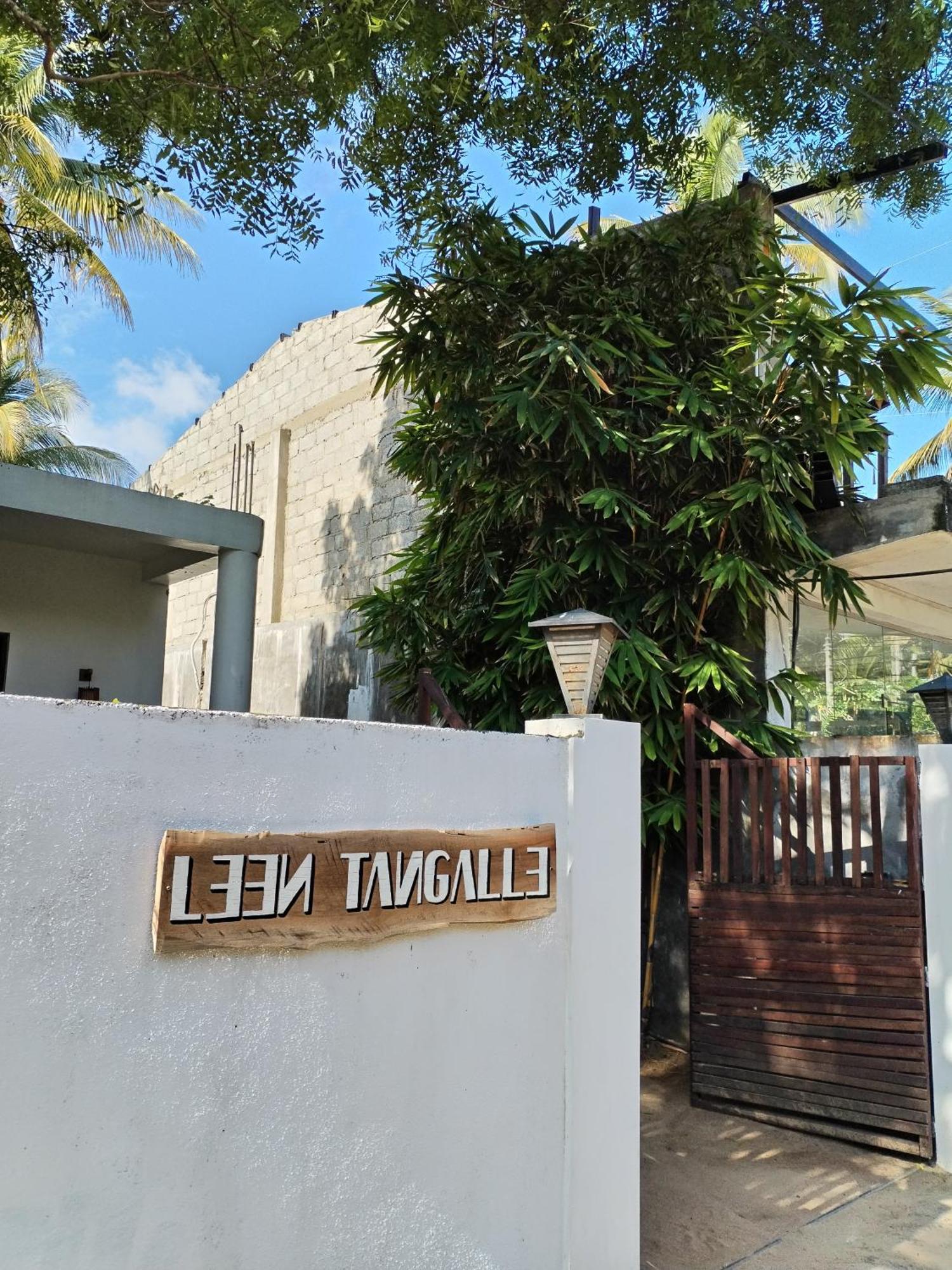 Leen Tangalle Bagian luar foto