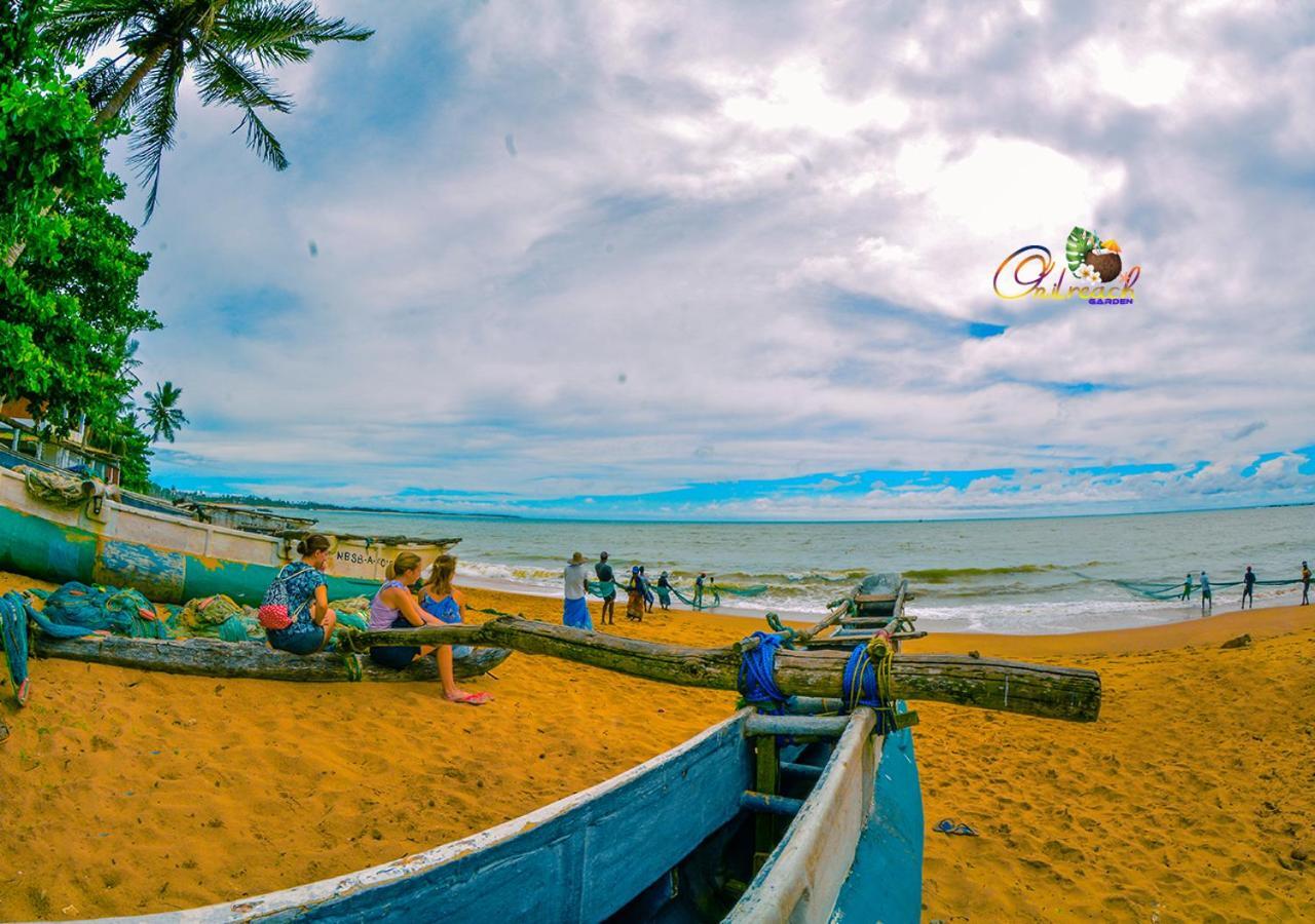 Leen Tangalle Bagian luar foto